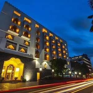 Hotel Royal Kandyan Hotel, Kandy